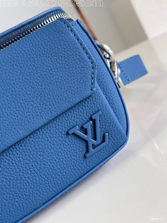 Wallet-20*12*5.5CM Pilot Wearable LOUIS VUITTON 0318